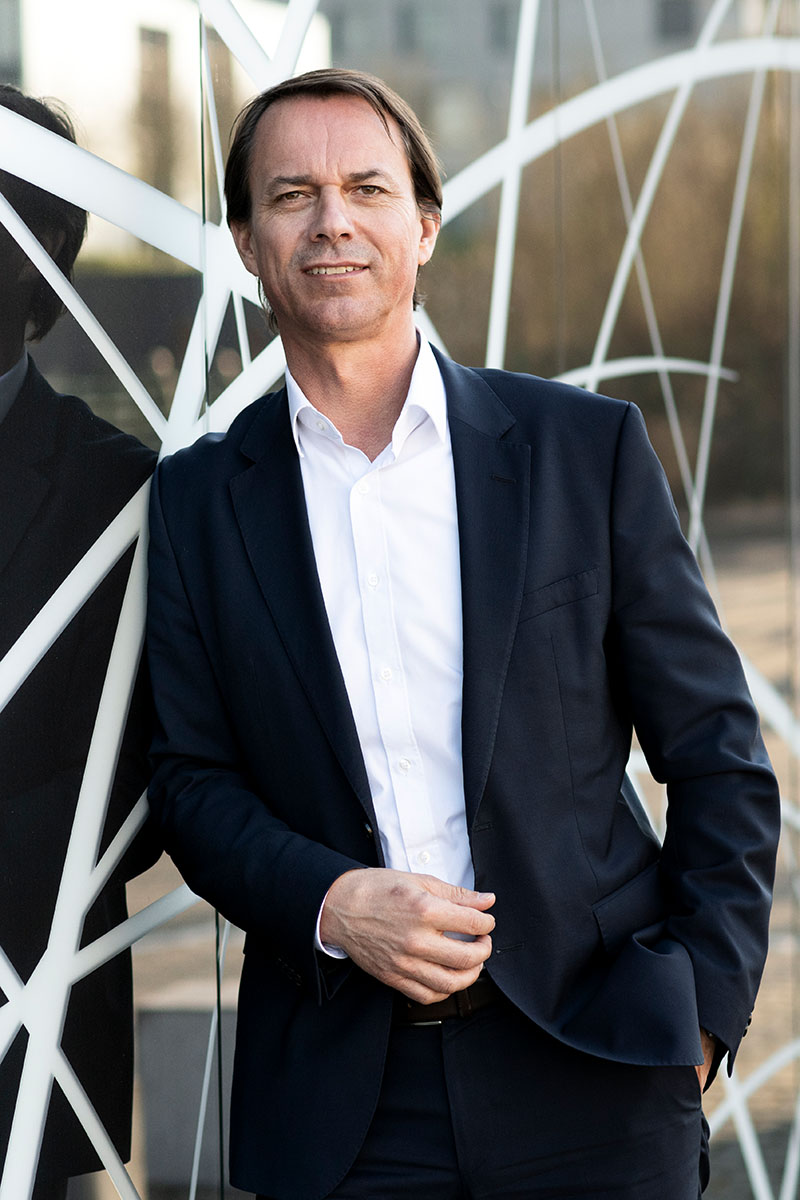 Professor Thomas Bergs Professor Thomas Bergs